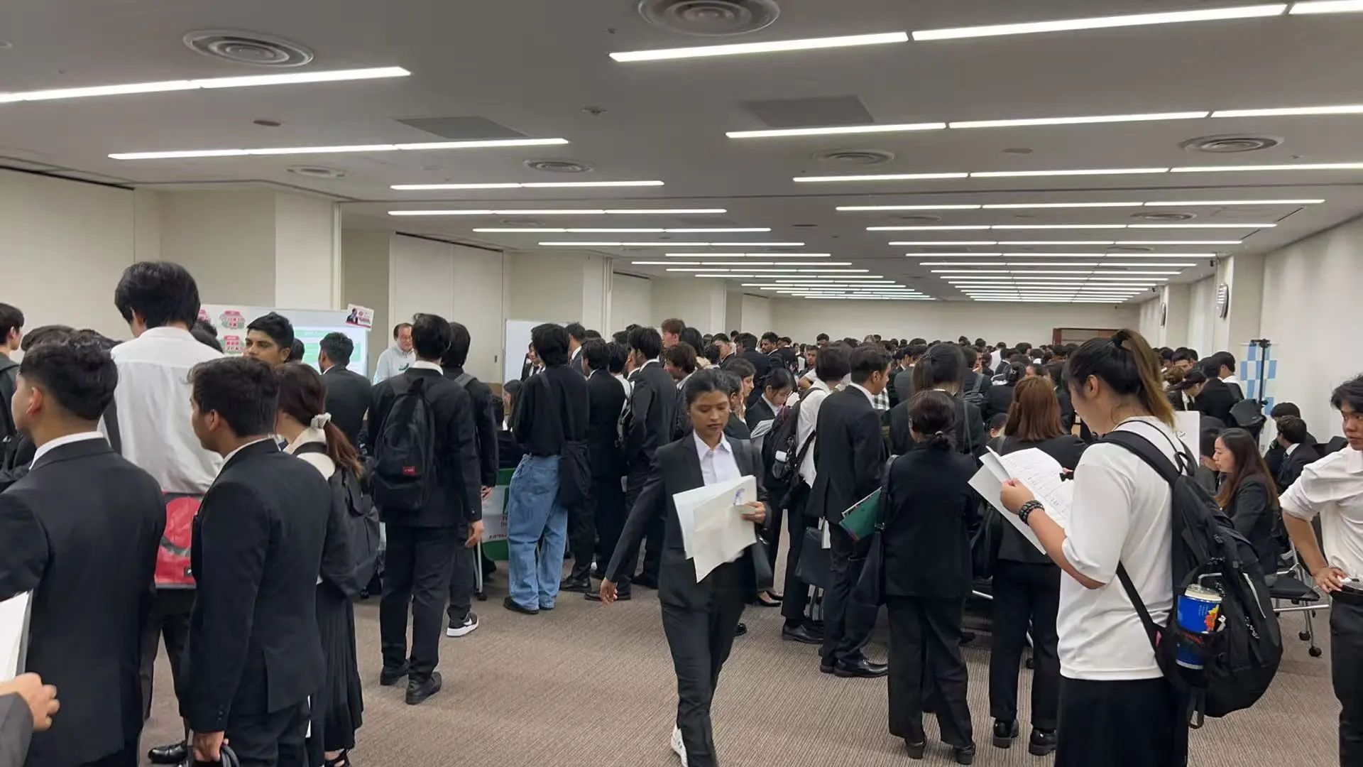 21世纪佳益出国留学 21世纪佳益出国留学
