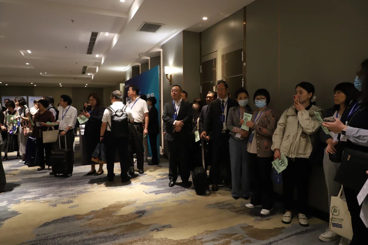 21世纪佳益出国留学 21世纪佳益出国留学