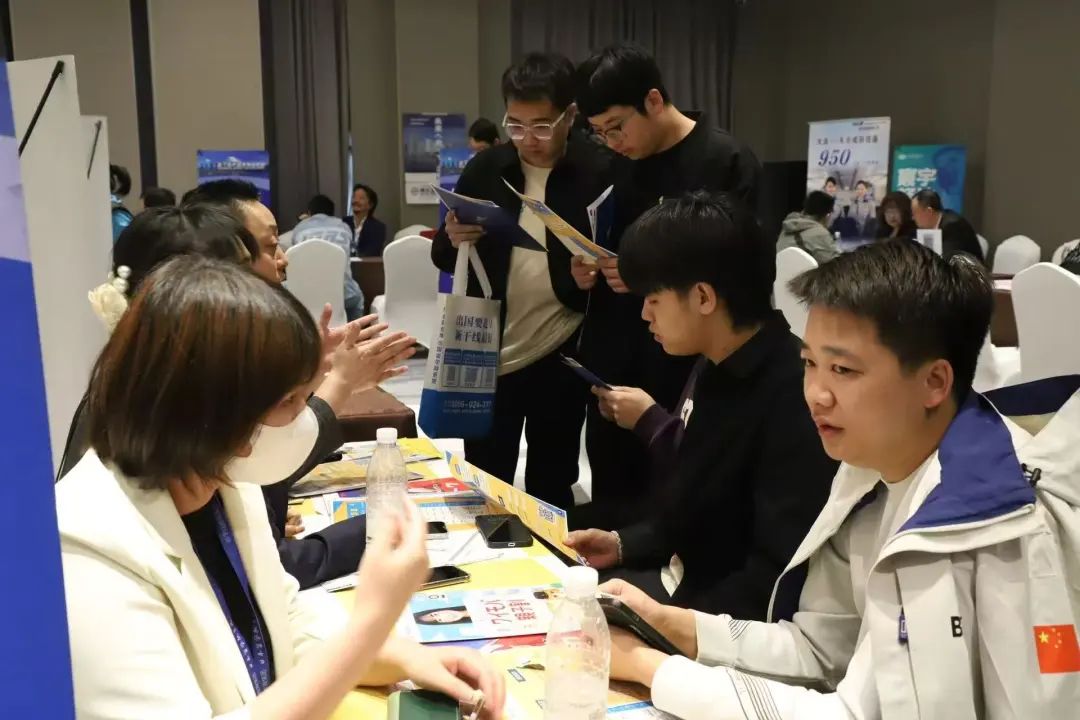 21世纪佳益出国留学 21世纪佳益出国留学